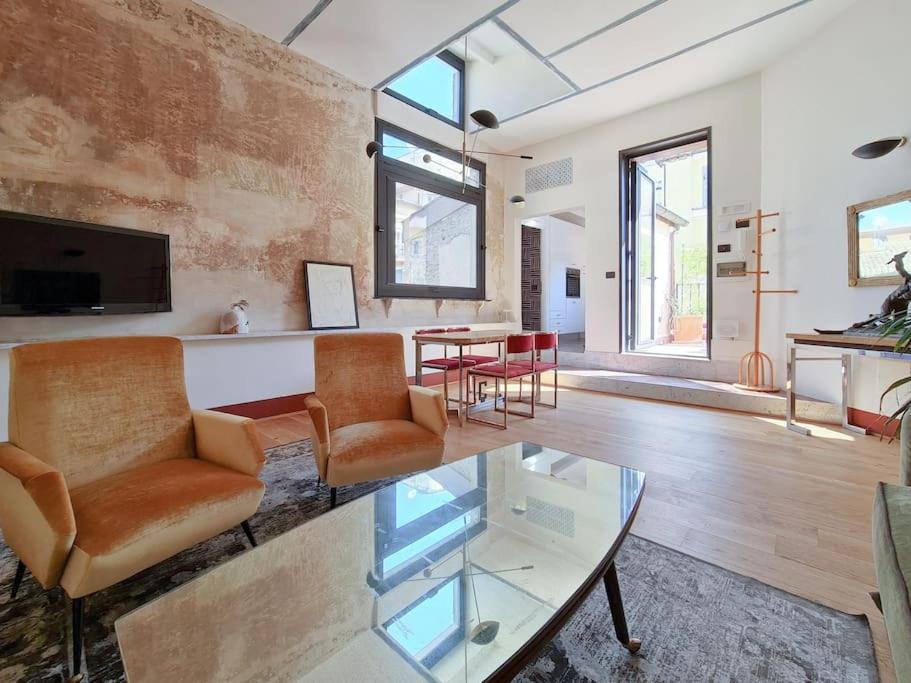 Boutique Penthouse With Terrace, Spanish Steps ローマ エクステリア 写真