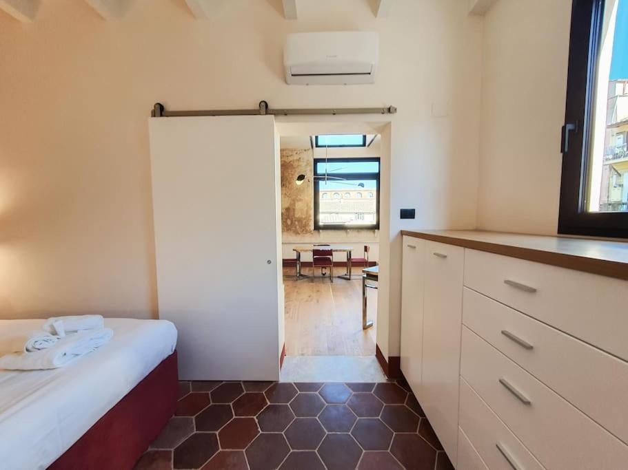Boutique Penthouse With Terrace, Spanish Steps ローマ エクステリア 写真