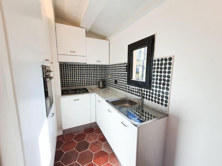 Boutique Penthouse With Terrace, Spanish Steps ローマ エクステリア 写真